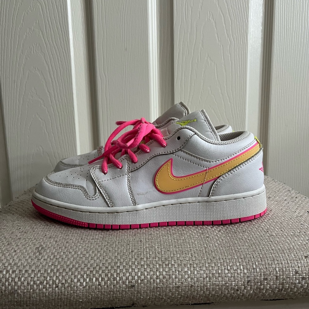 Youth Air Jordan 1 Low